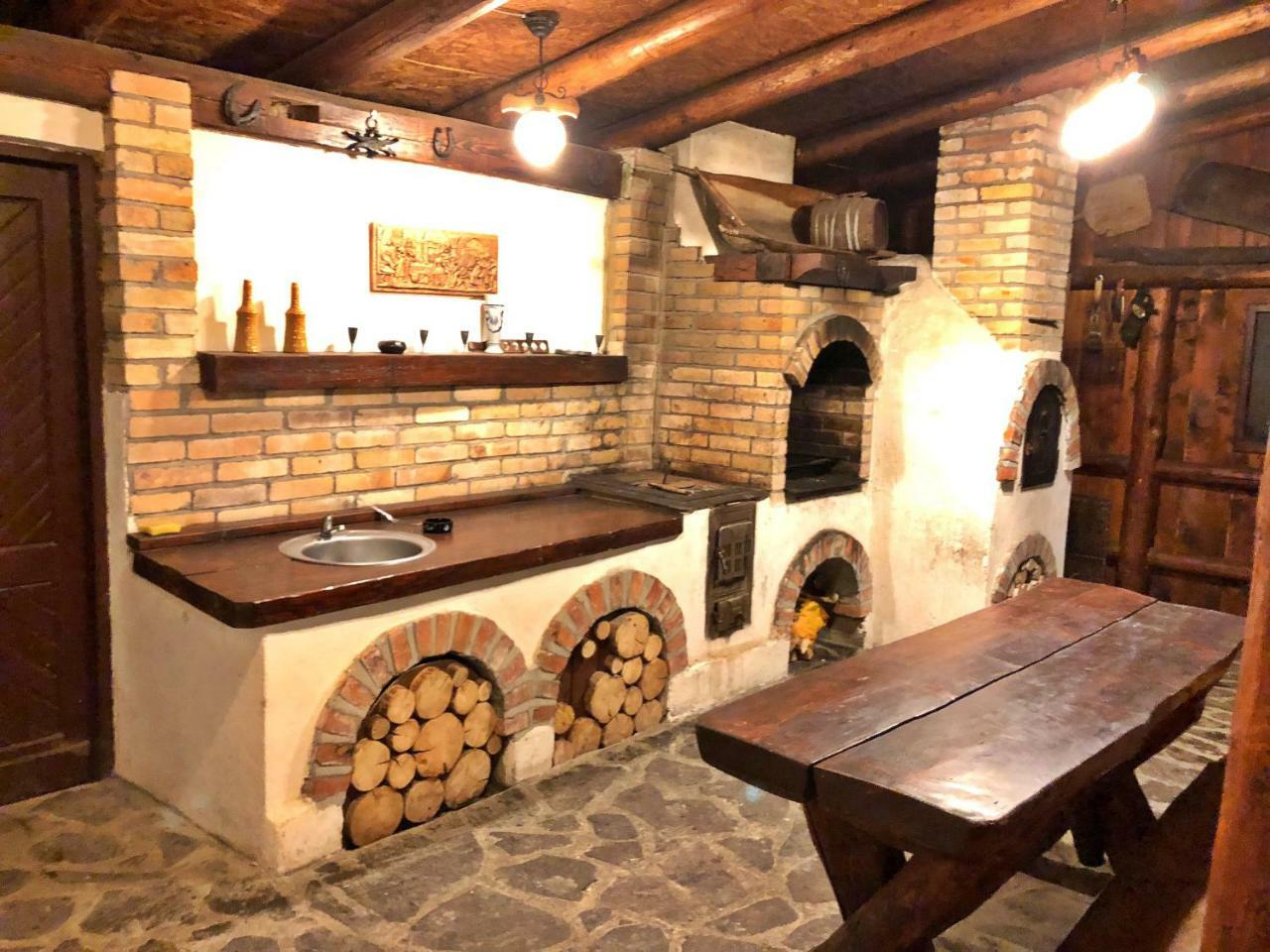 Cabana Din Groapa Frumoasa Рышнов Экстерьер фото