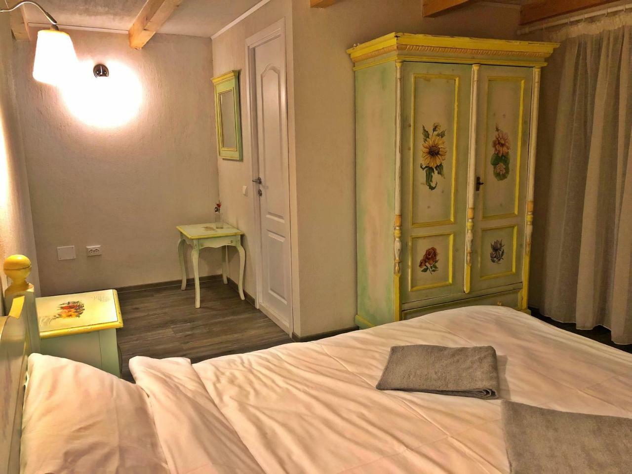 Cabana Din Groapa Frumoasa Рышнов Экстерьер фото